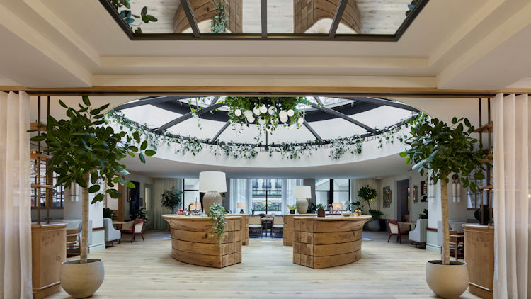 Six Senses London bar